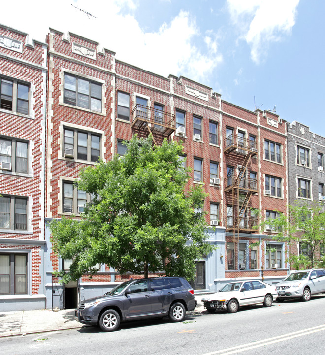 6820 Ridge Blvd in Brooklyn, NY - Building Photo