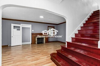 1111 E 76th St in Kansas City, MO - Building Photo - Building Photo