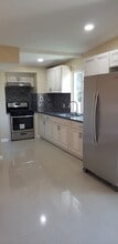 19509 Saticoy St in Los Angeles, CA - Building Photo - Building Photo