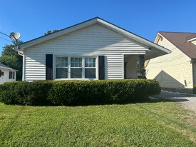 1107 Markham Ave in Paducah, KY - Building Photo