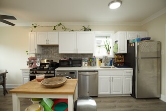 2131 W Giddings in Chicago, IL - Building Photo - Building Photo