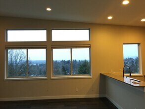 2311 E John St, Unit #2 in Seattle, WA - Building Photo - Building Photo