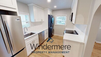 212 McAuliff St in Walla Walla, WA - Building Photo - Building Photo