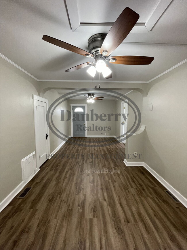 220 N Main St in Arlington, OH - Building Photo - Building Photo