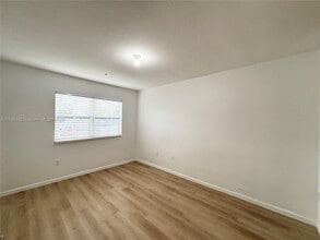 8850 NW 97th Ave, Unit 103 in Doral, FL - Building Photo - Building Photo