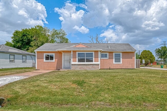property at 9709 Fairland Dr