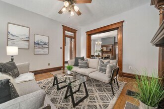 67 E 1st Ave in Columbus, OH - Foto de edificio - Building Photo