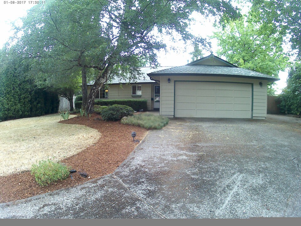 4372 Sylvia Ct SE in Salem, OR - Building Photo