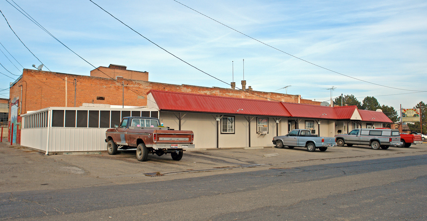 47 E Idaho St in Weiser, ID - Building Photo