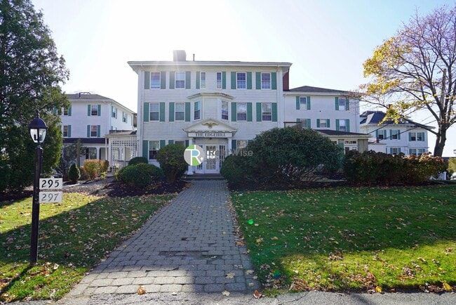 297 Nahant Rd