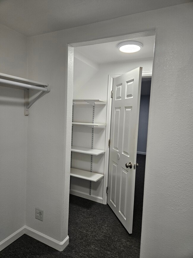 1575 S Clermont St in Denver, CO - Building Photo - Building Photo