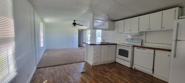 property at 801 Trollingwood Hawfields Rd
