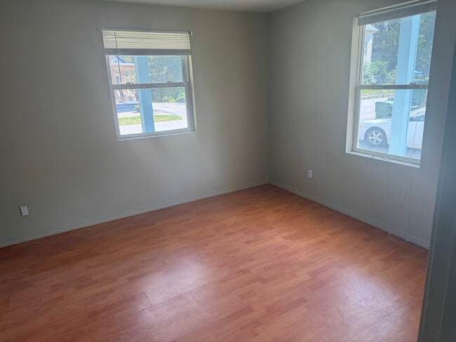 13 Lincoln St, Unit #1 in Spencer, MA - Building Photo - Building Photo