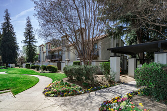 Cedar Springs Apartments in Fresno, CA - Foto de edificio - Interior Photo