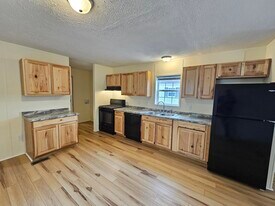 637 Scarlet Dr in Ilion, NY - Building Photo