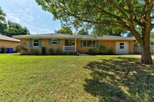 1510 Melrose Dr in Norman, OK - Building Photo