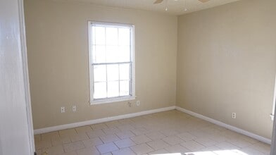 912-912 Williamson Dr in Killeen, TX - Foto de edificio - Building Photo