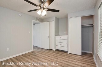 1860 Phillippi Shores Dr in Sarasota, FL - Building Photo - Building Photo