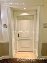 750 S Hanley Rd in Clayton, MO - Building Photo - Building Photo