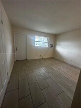 11862 SW 212th St in Miami, FL - Building Photo - Building Photo