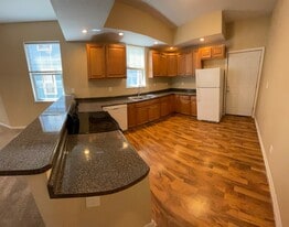 3212 Pillsbury Ave S, Unit 1