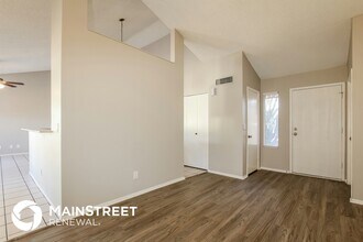 5514 W Joan De Arc Ave in Glendale, AZ - Building Photo - Building Photo