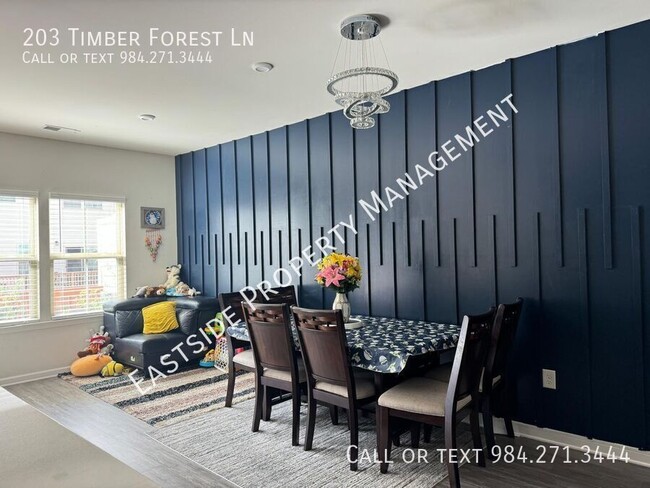 203 Timber Forest Ln in Cary, NC - Building Photo - Building Photo