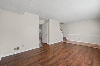 2122 Fieldstone View Ct SE in Conyers, GA - Building Photo - Building Photo
