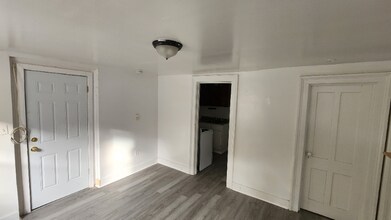 52 Clinton St in Albany, NY - Building Photo - Building Photo