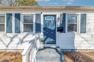 621 72nd St in Newport News, VA - Building Photo - Building Photo