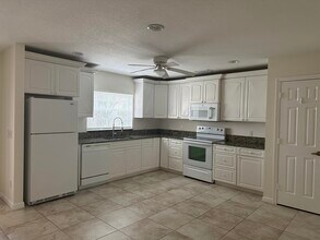 2088 SE Wild Meadow Cir in Port St. Lucie, FL - Building Photo - Building Photo