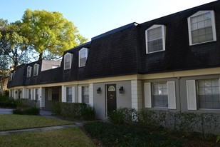 609 N Eola Dr Apartamentos