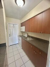 7421 Venetian St in Miramar, FL - Building Photo - Building Photo