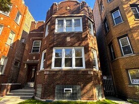 6937 S Merrill Ave in Chicago, IL - Building Photo
