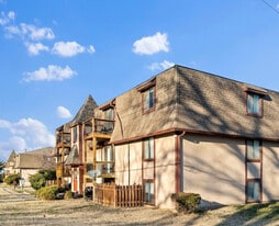Riverfront Apartments - in Leavenworth, KS - Building Photo