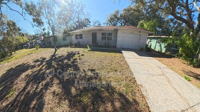 1448 San Mateo Dr in Dunedin, FL - Building Photo - Building Photo