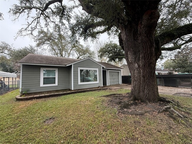 property at 38 Wellford St