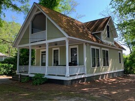 493 Yonah Ave in Athens, GA - Building Photo