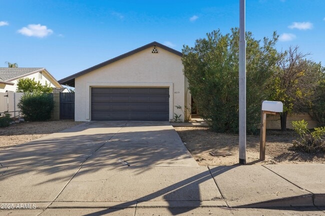 5713 E Nisbet Rd in Scottsdale, AZ - Building Photo - Building Photo