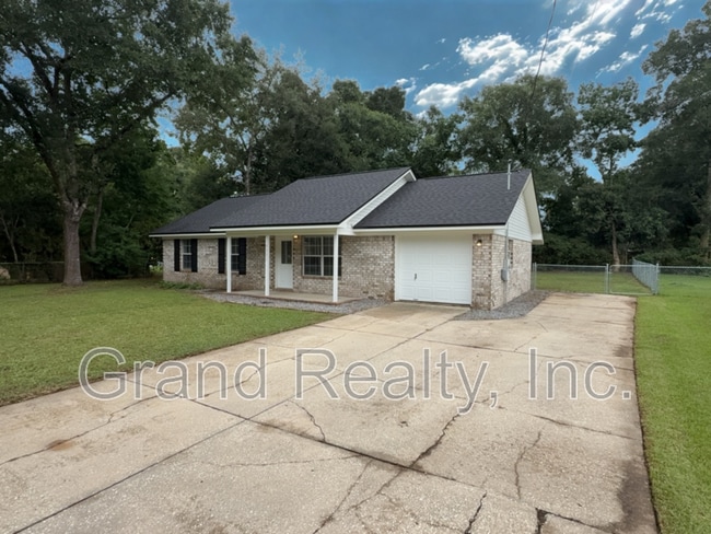 6221 Fox Run St in Milton, FL - Building Photo - Building Photo