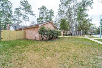 15114 Forest Lodge Dr in Houston, TX - Building Photo - Building Photo