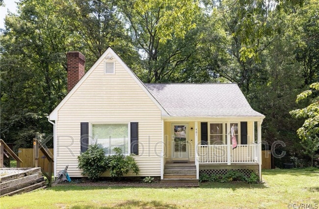 property at 401 Grinell Dr
