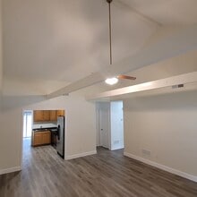 786 Farm Creek Rd NE in Woodstock, GA - Building Photo - Building Photo