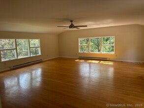 679 New Norwalk Rd in New Canaan, CT - Building Photo - Building Photo