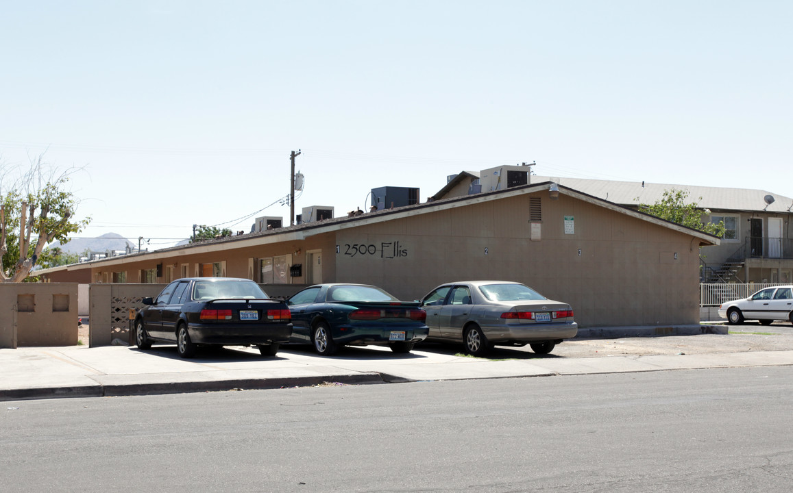 2506 Ellis St in North Las Vegas, NV - Building Photo