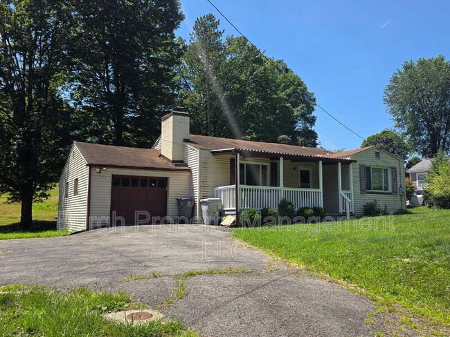 property at 286 Thompsonville Rd