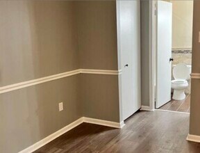 306A Kelly Cv, Unit 306A in Mount Laurel, NJ - Foto de edificio - Building Photo