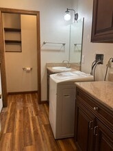 33 Estates View Dr in Fairview Heights, IL - Building Photo - Building Photo