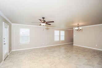 7944 Broussard in San Antonio, TX - Building Photo - Building Photo