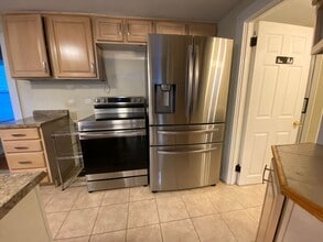 110 Great Hill Pond Rd in Portland, CT - Foto de edificio - Building Photo